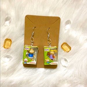 Mini Rugrats toy earring